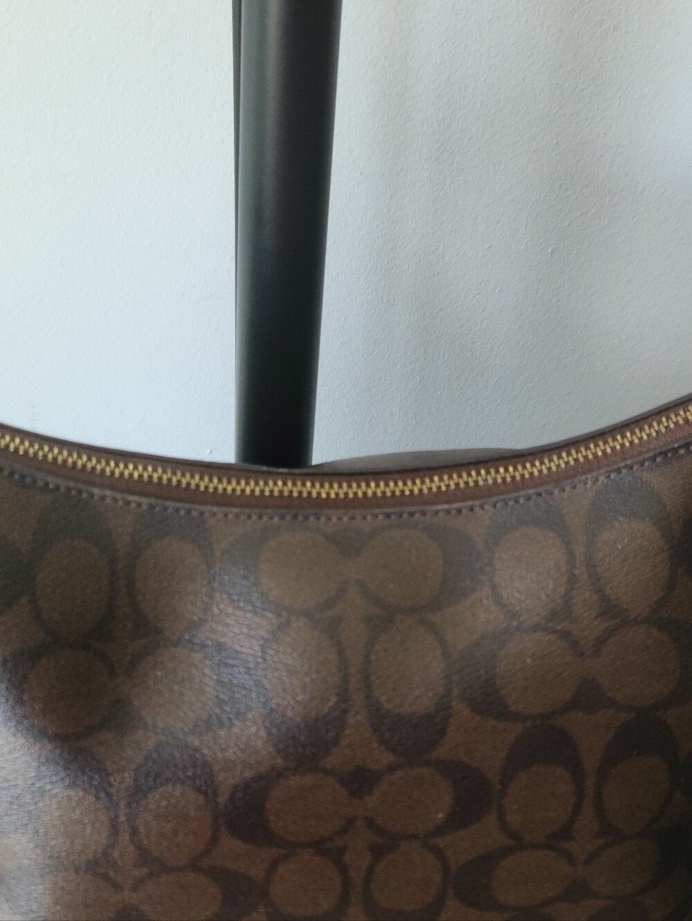 Coach Zip Shoulder Bag in Brown Signature Canvas & Pink (Coral) Leather #F29209 - Picture 6 of 16
